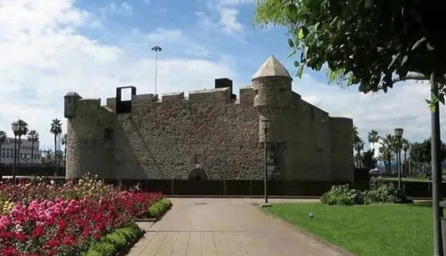 De oudste burcht op de Canarische Eilanden: Een middeleeuws juweel uit de 15e eeuw